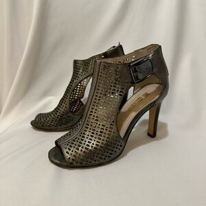 Louise et Cie Gray High Heel Sandals